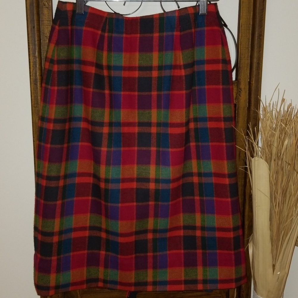 Fabulous Susan Bristol Wrap Skirt - Picture 5 of 8